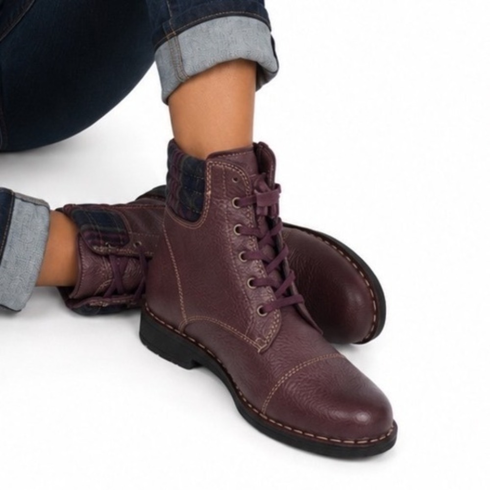 Clarks Burgundy‎ Leather Plaid Collar Lace Up Ankle Boots 11 Winter Chic 48-07